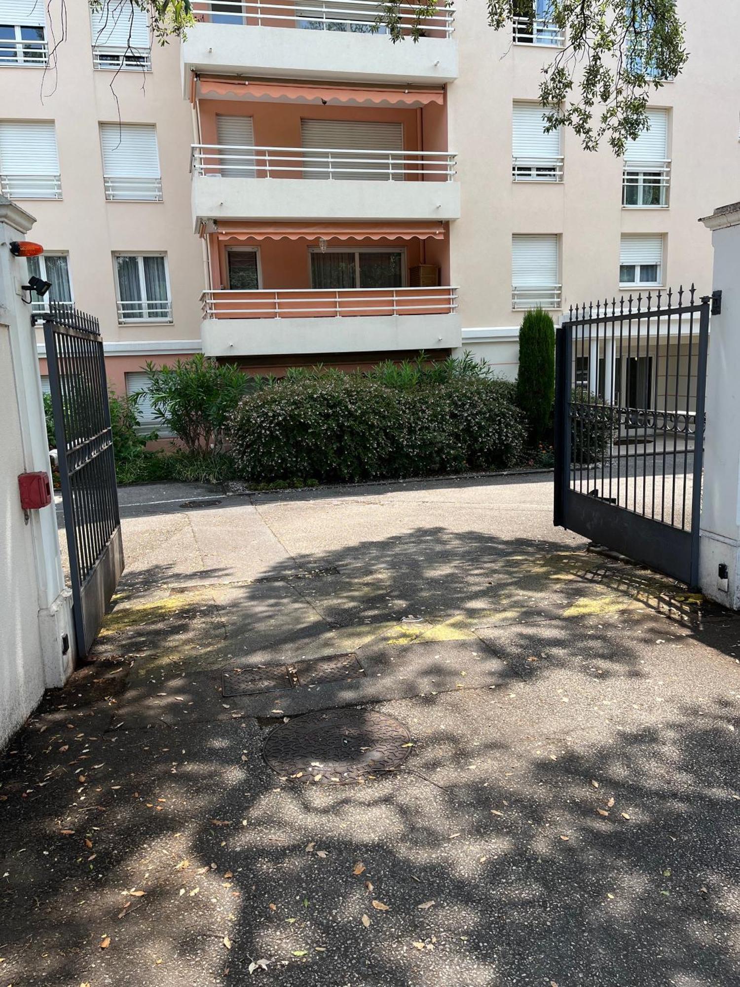Appartement 84M² Avec 2 Parkings Privatifs Villeneuve-Loubet Exterior photo
